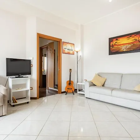 Apartment Panoramic Flat Between Materdei And Fontanelle